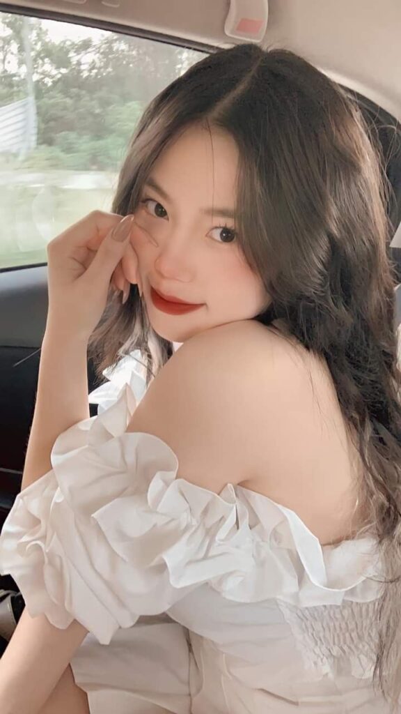 Ảnh mạng gái cute tạo dáng ngại ngùng