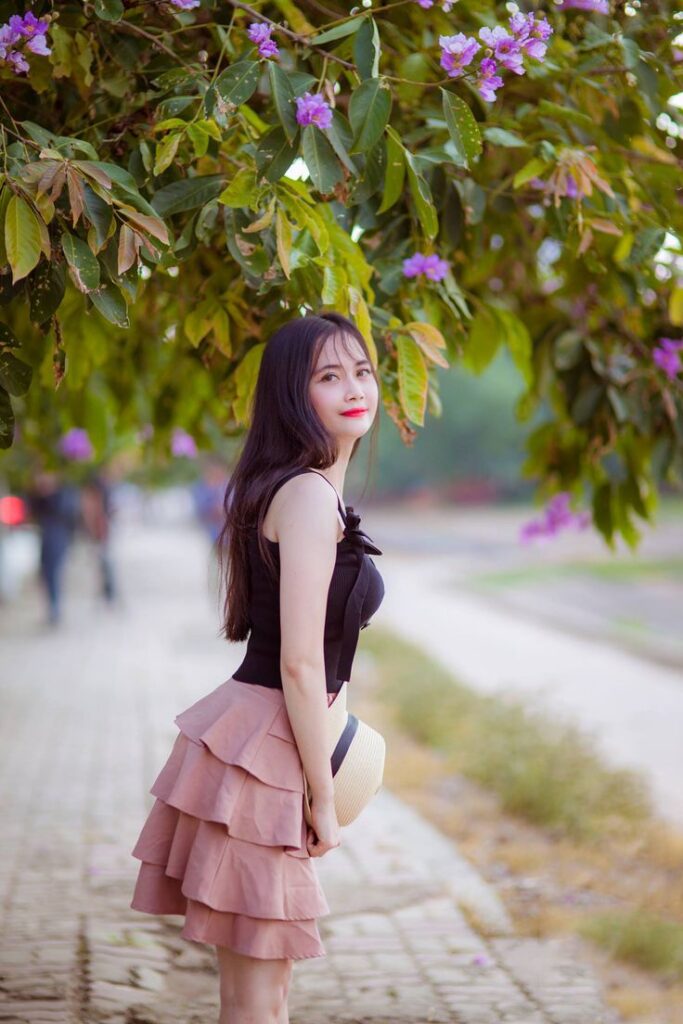 Hình ảnh gái mặc váy ngắn