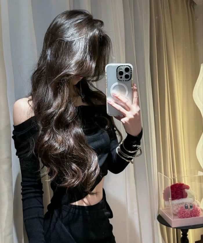 Hình gái xinh che mặt cuốn hút