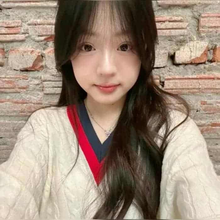 Hình gái xinh tóc dài cute