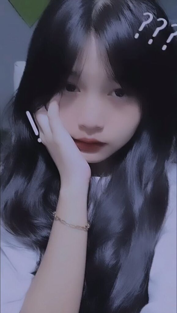 Hình gái cute 2k10