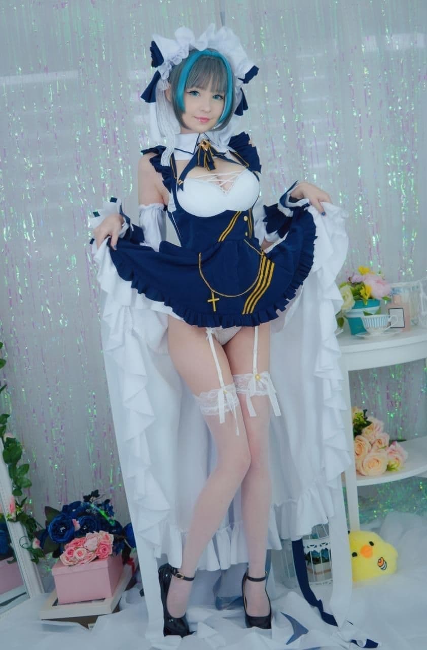 Ảnh gái xinh cosplay y tá