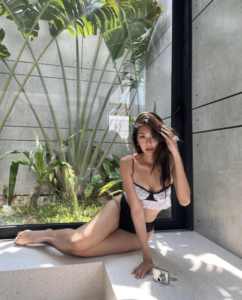 Hình gái xinh mặc bikini siêu sexy