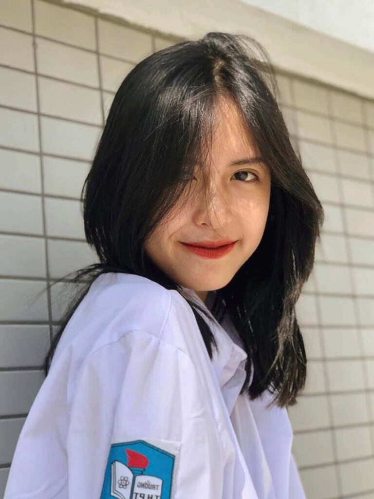 Ảnh gái đẹp giống thật chụp từ thực tế