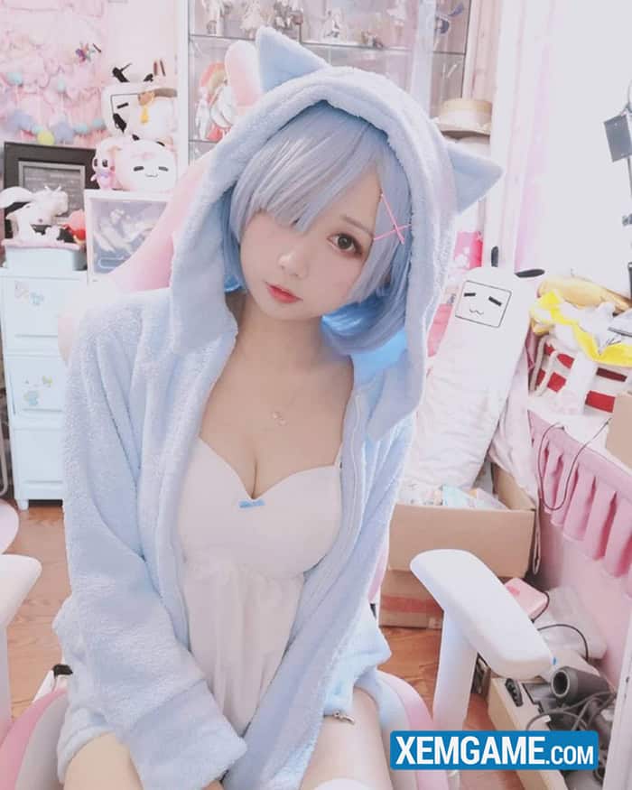 Hình gái xinh cosplay thỏ