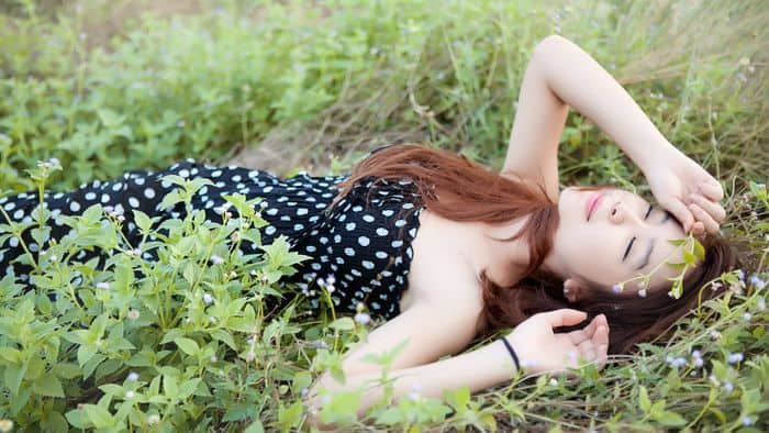 Hình nền gái đẹp cho máy tính HD